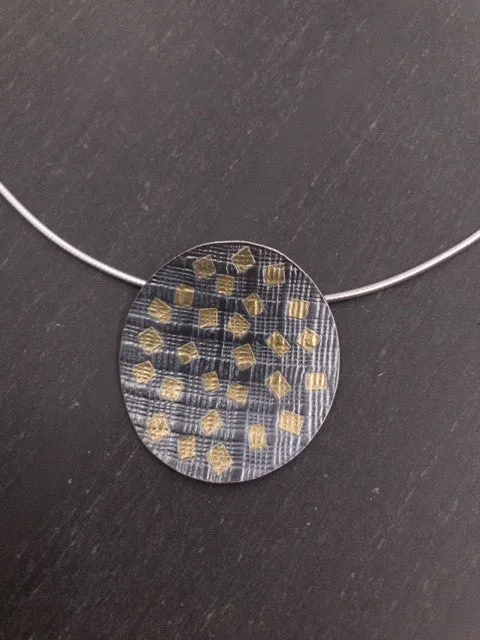 Susan Cross Linen print pendant - Medium
